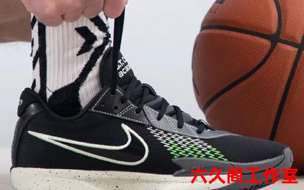 耐克运动鞋男款、nike鞋子一般多少钱