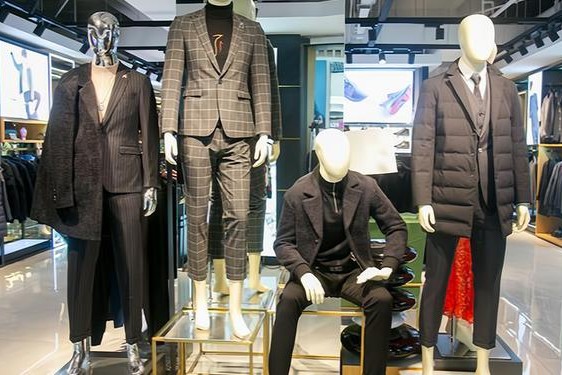 加盟品牌服饰(男装品牌加盟多少钱)