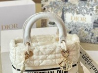 dior的女包一般多少钱;dior女士包价格及图片