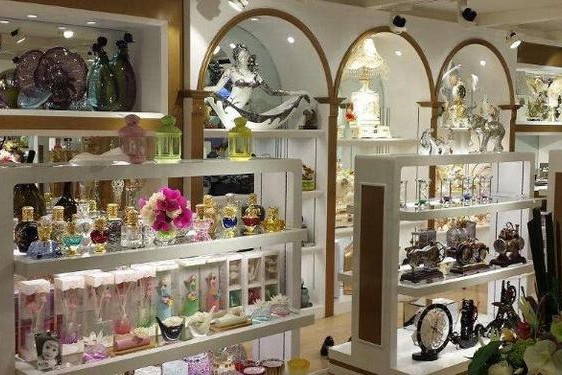 伶俐饰品店加盟费多少(饰品店加盟什么品牌好)